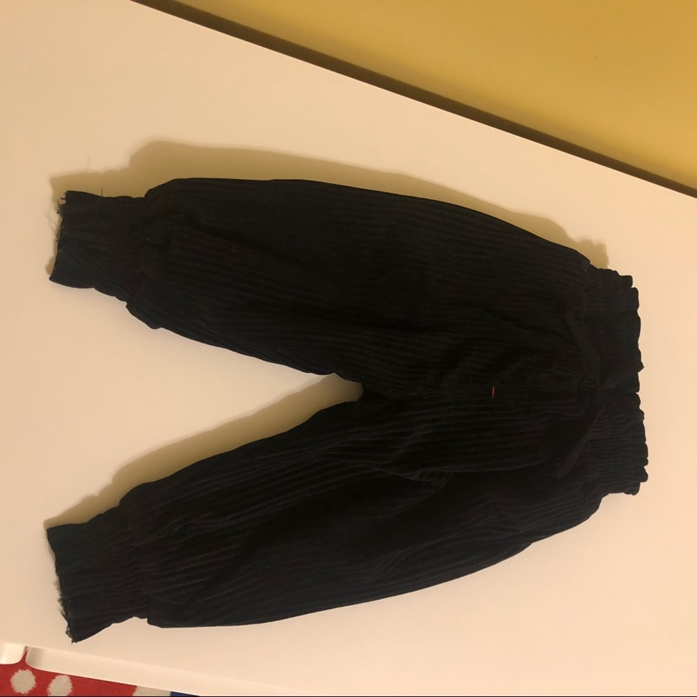 Kid’s winter pants. 2 packs. Size 1T. Good to 12-18 months.